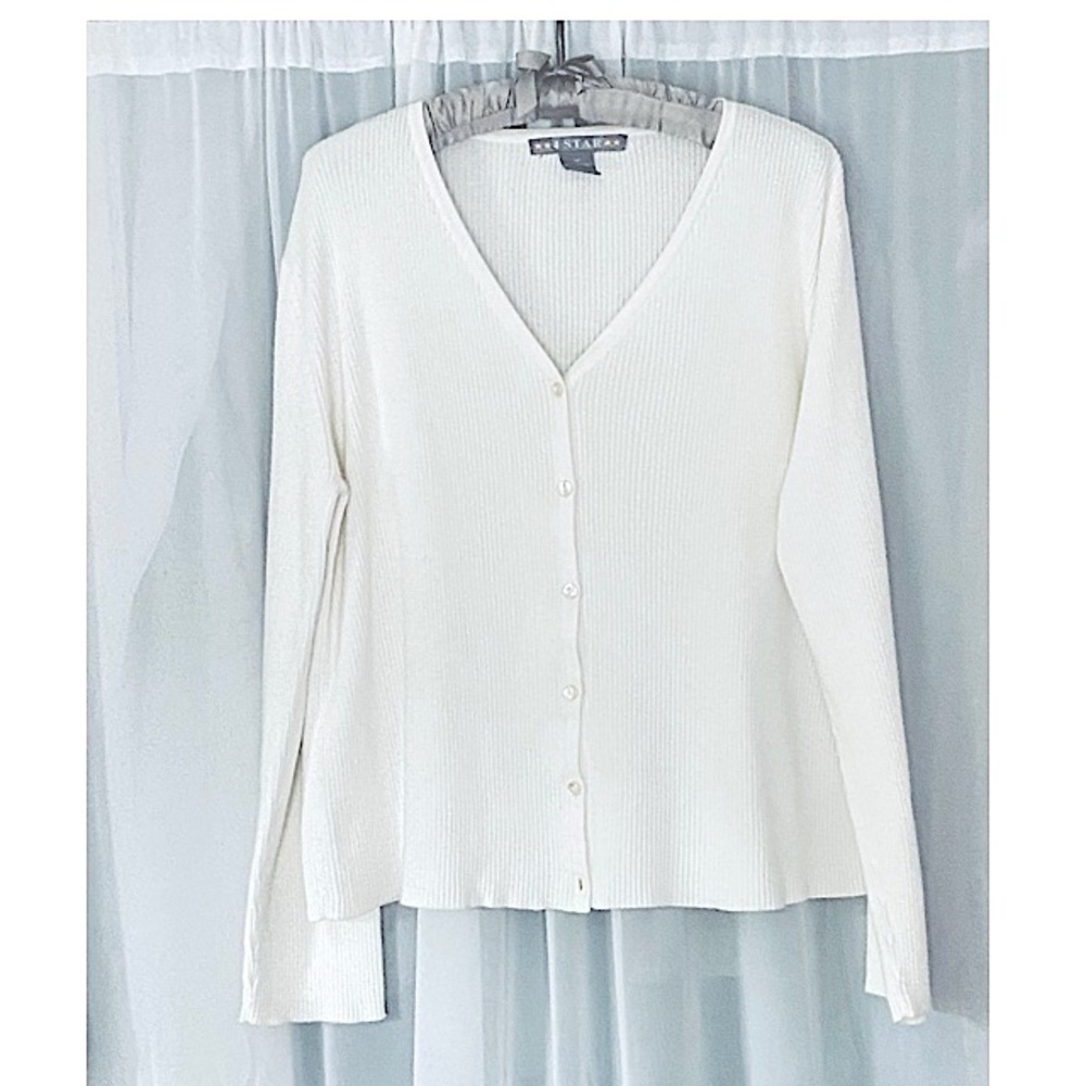 4 Star white, summer, ribbed, V neck cardigan